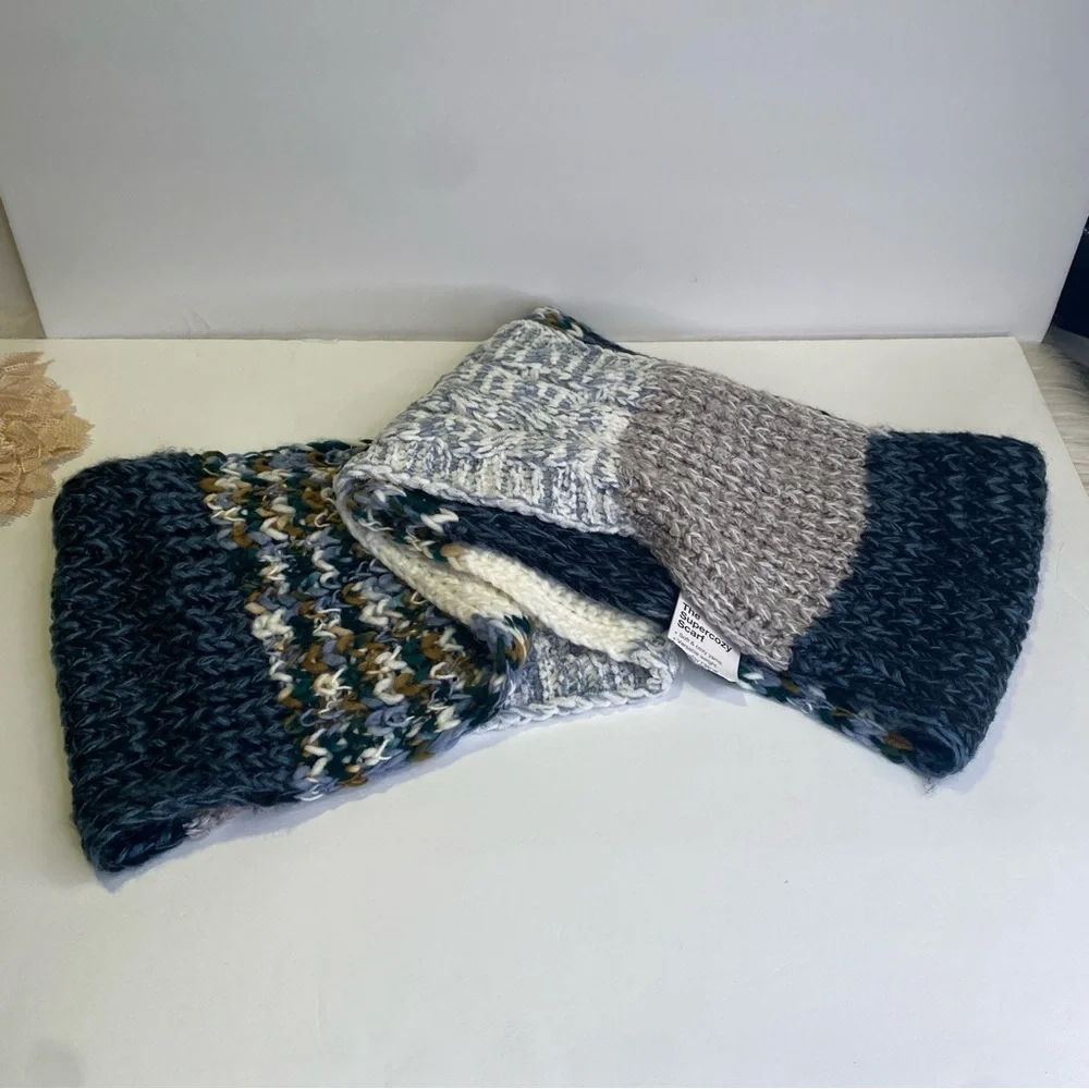 Sonoma NWT Knit SuperCozy Infinity Scarf Blue White Tan Grey One Size